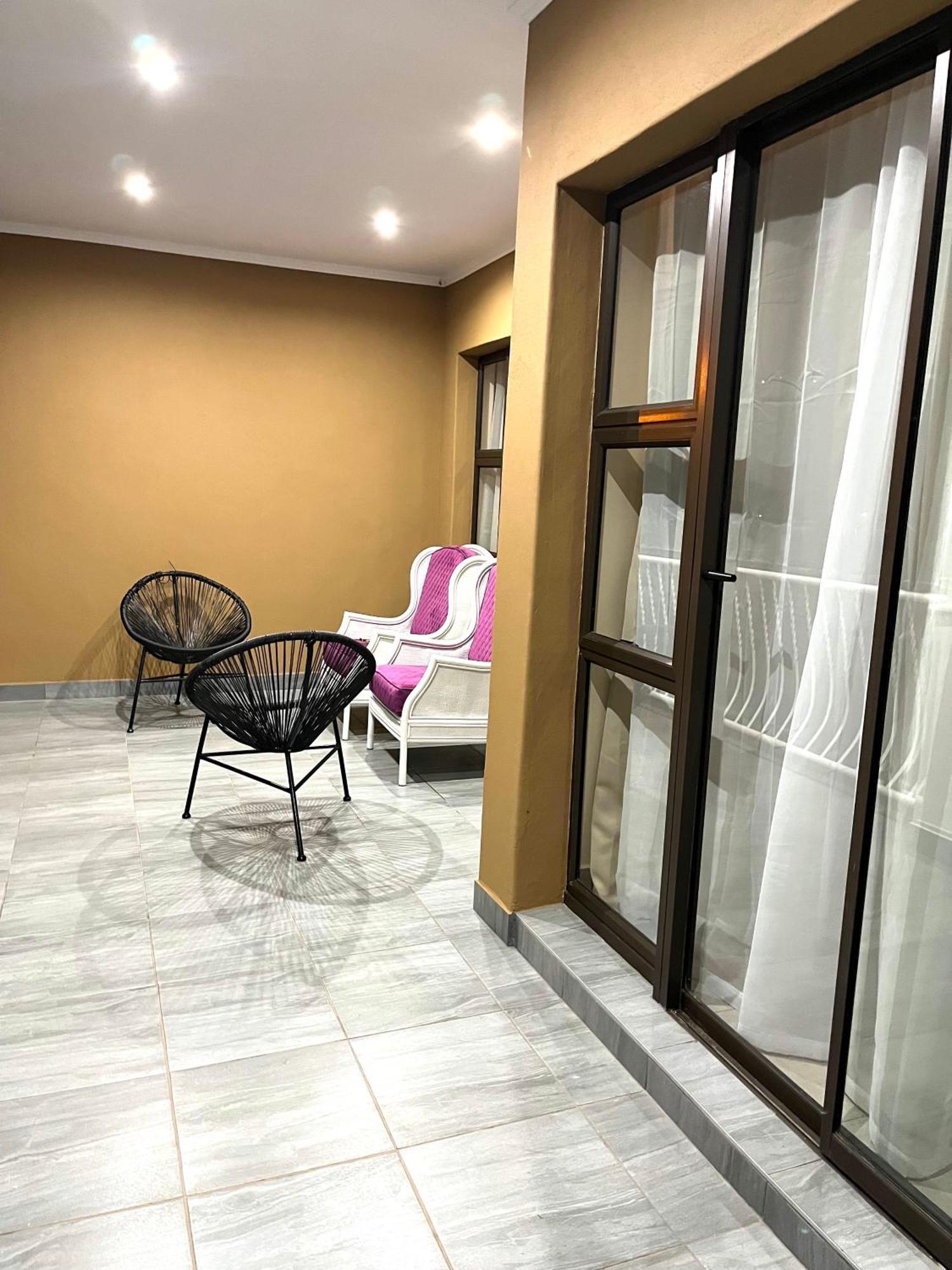 Rehoboth Ezulwini Suites Lobamba Kültér fotó